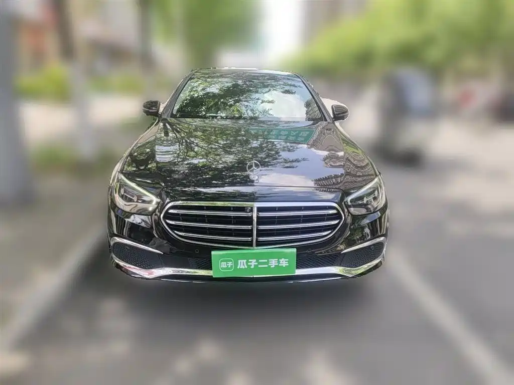 Mercedes-Benz E-Class 2022 — фото 24
