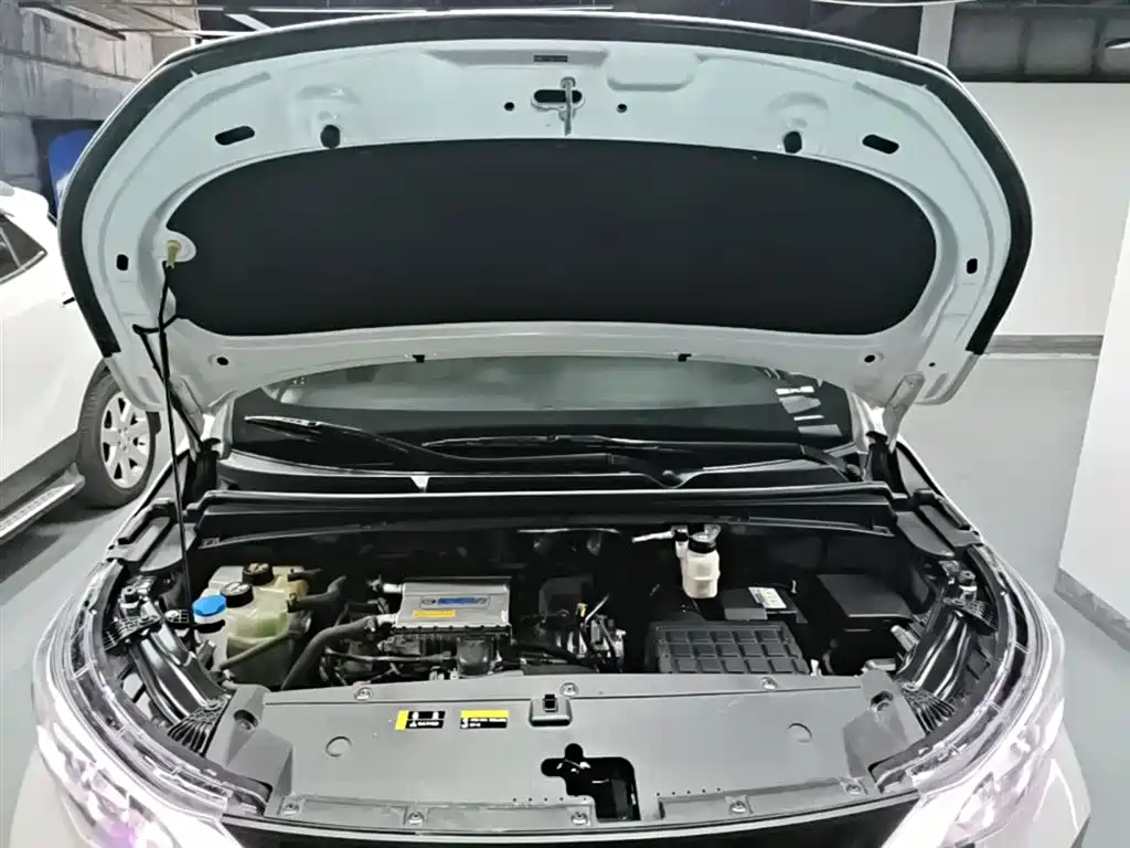 GAC Motor Trumpchi M6 2023 — фото 20