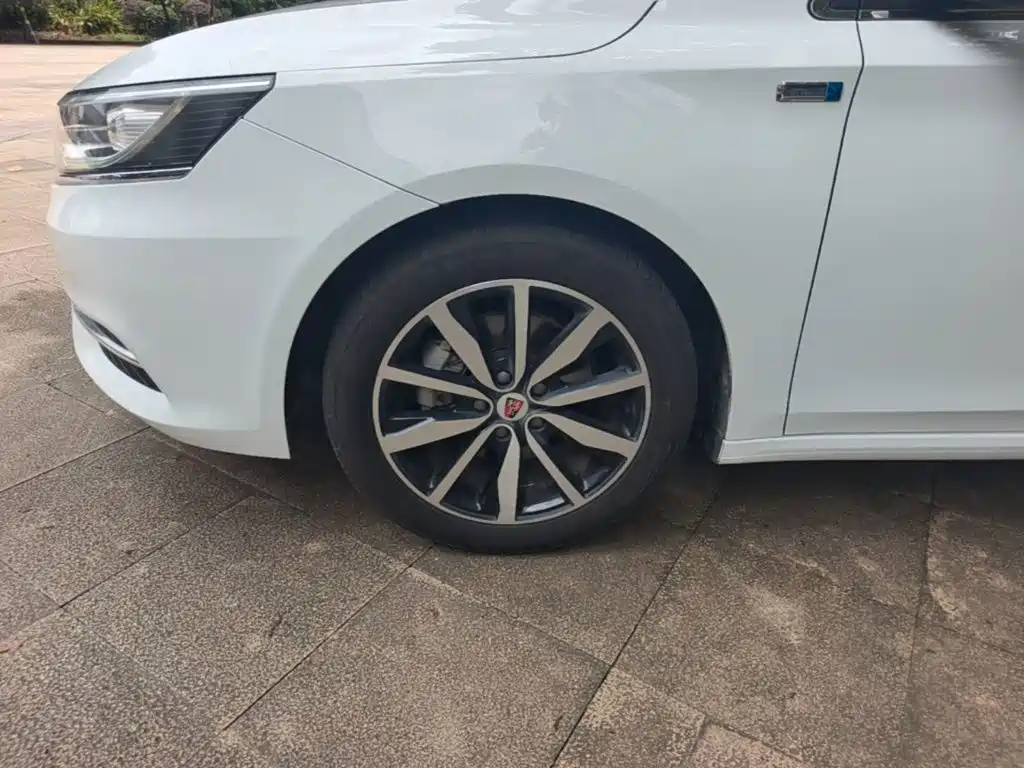 Roewe i6 Classic 2018 — фото 23