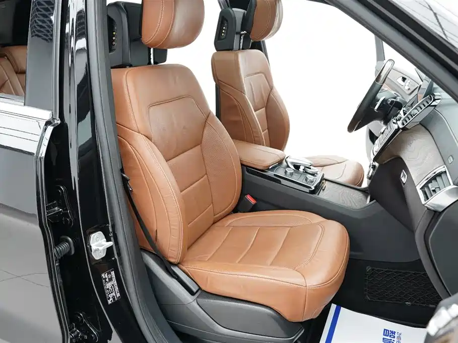 Mercedes-Benz GLS 2017 — фото 13