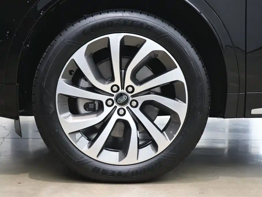 Land Rover Discovery Sport 2024 — фото 26