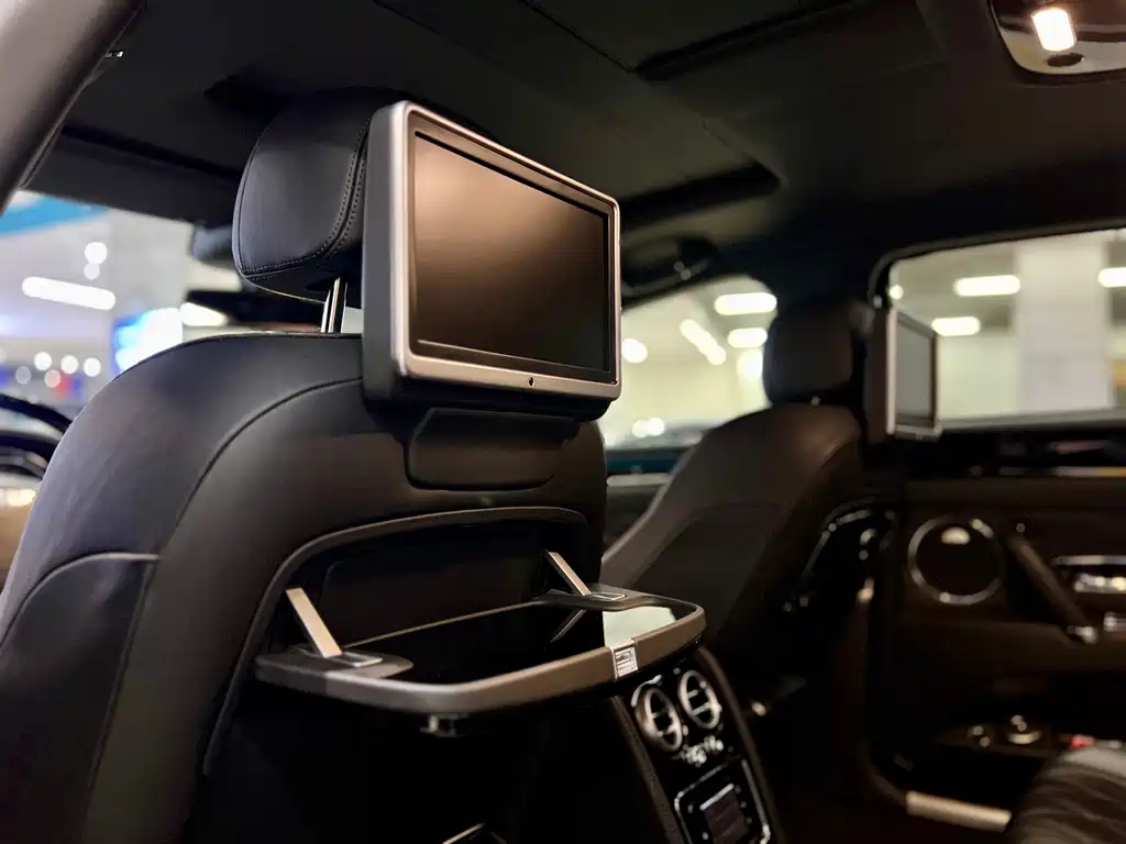 Bentley Flying Spur 2014 — фото 22