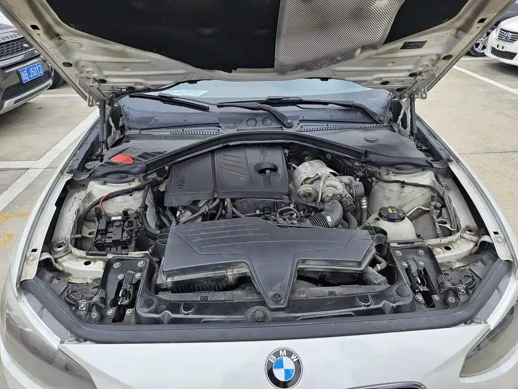 BMW 1 Series 2014 — фото 18