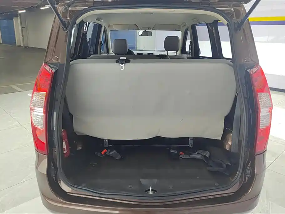 Wuling Hongguang 2023