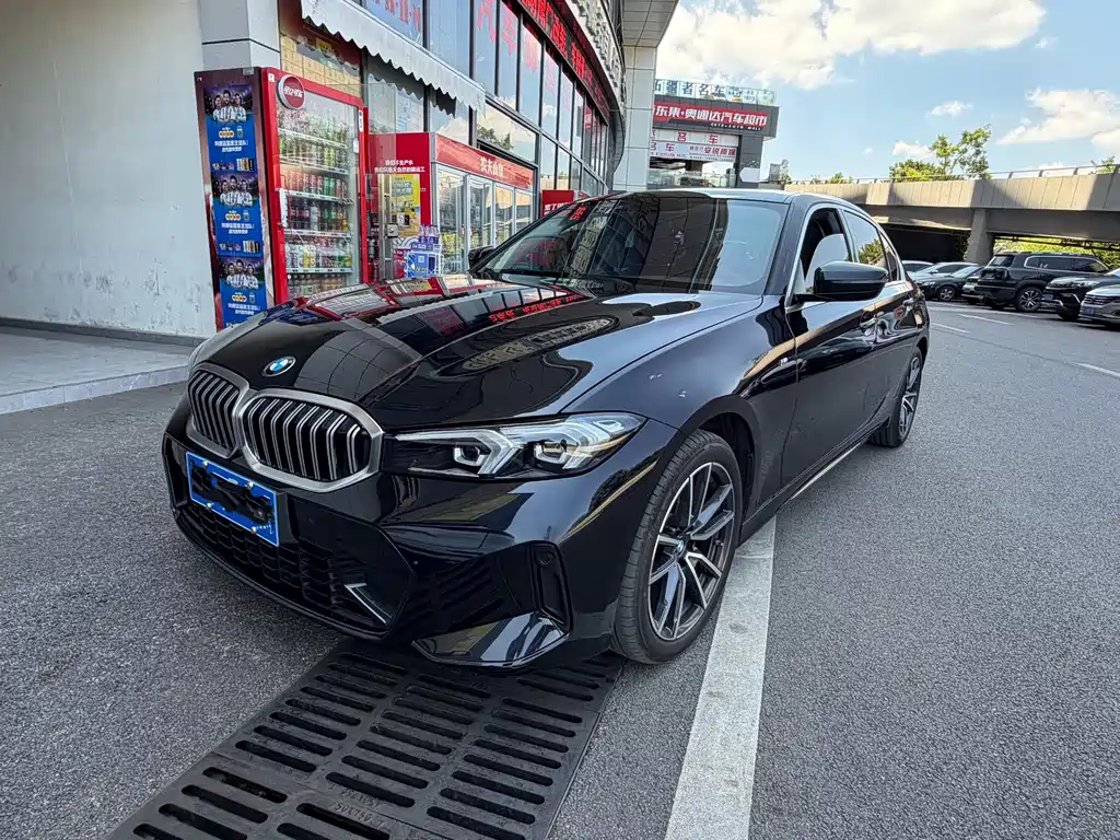 BMW 3 Series 2023