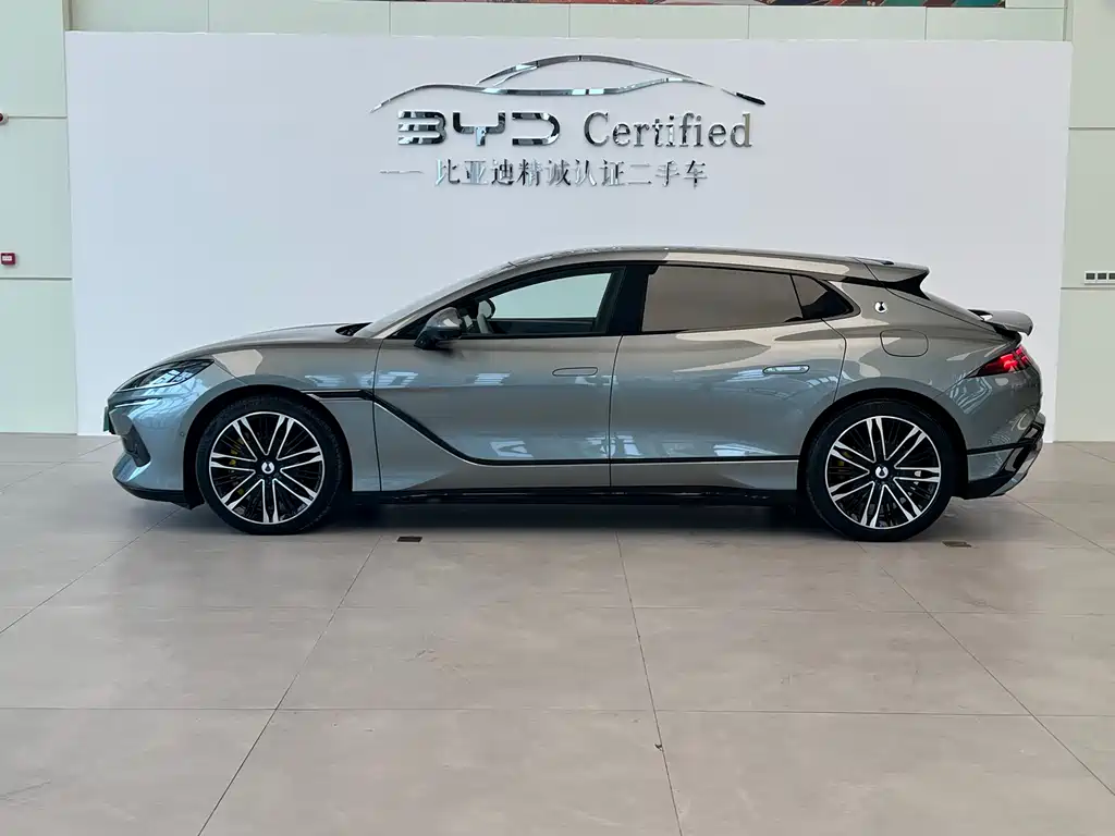 Denza Z9GT 2024