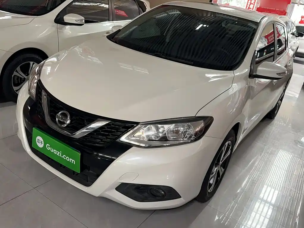 Nissan Tiida 2019
