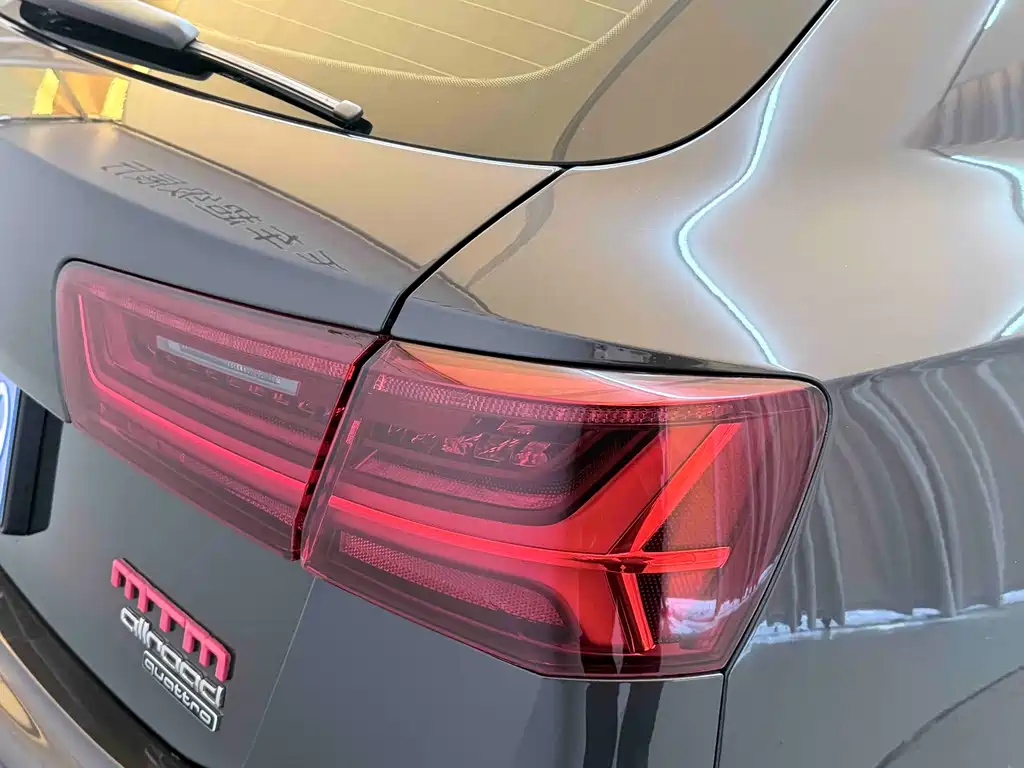 Audi A6 2017 — фото 23