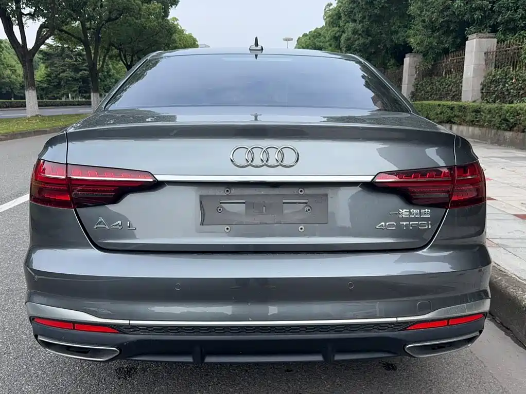 Audi A4L 2020 — фото 9