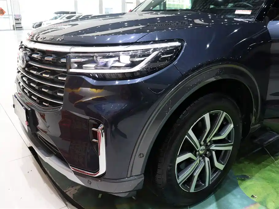 Ford Explorer 2023 — фото 29