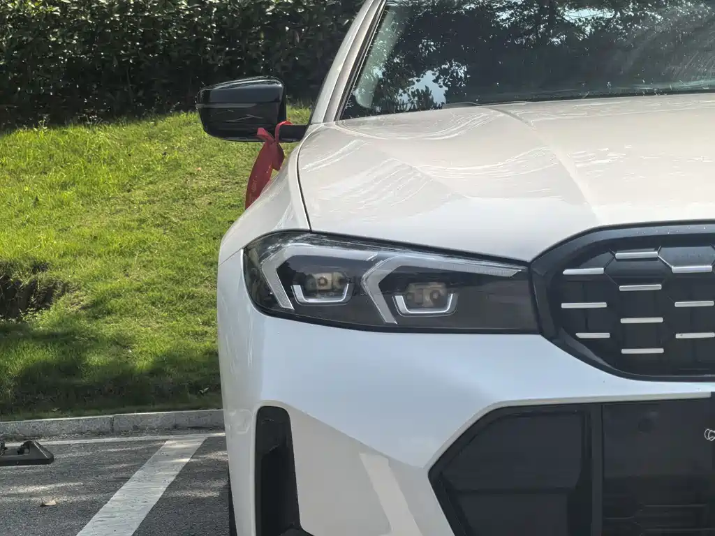 BMW 3 Series 2024