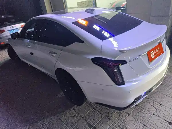 Cadillac CT5 2024