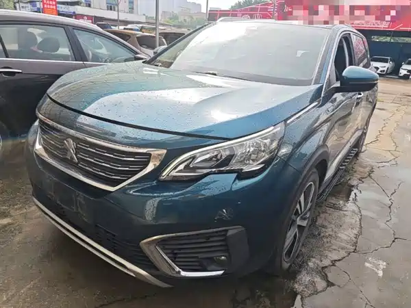 Peugeot 5008 2017