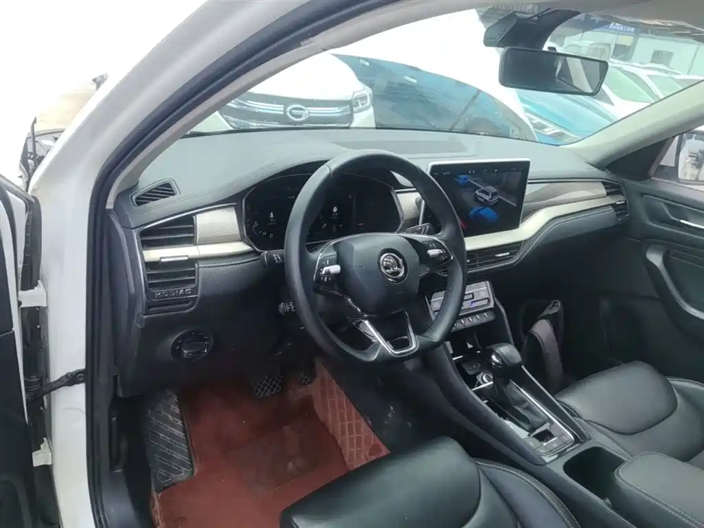 Skoda Kodiaq 2023 — фото 10