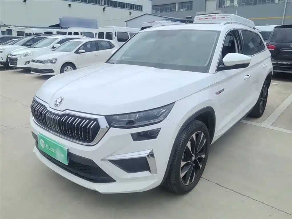 Skoda Kodiaq 2023 — фото 2