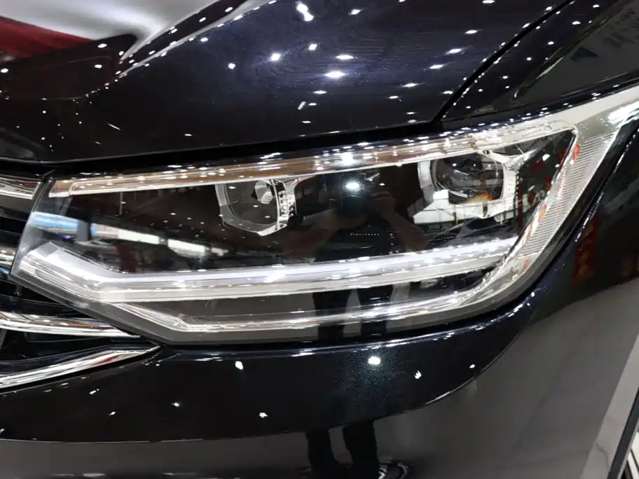 Volkswagen Tiguan L 2023