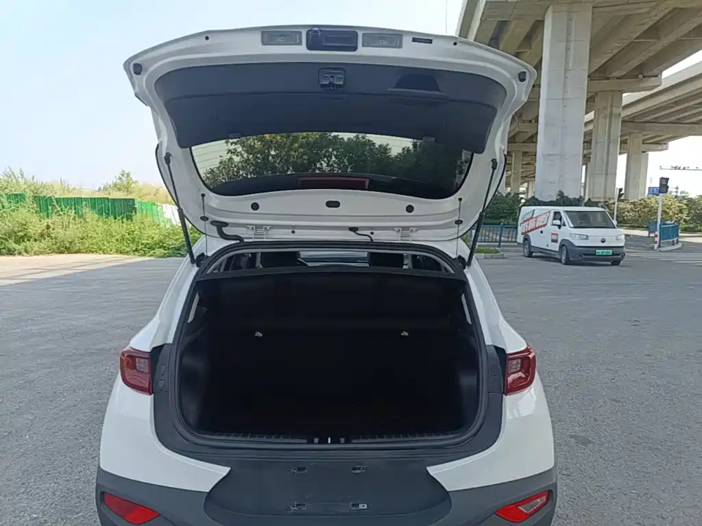 Kia KX1 2019 — фото 19