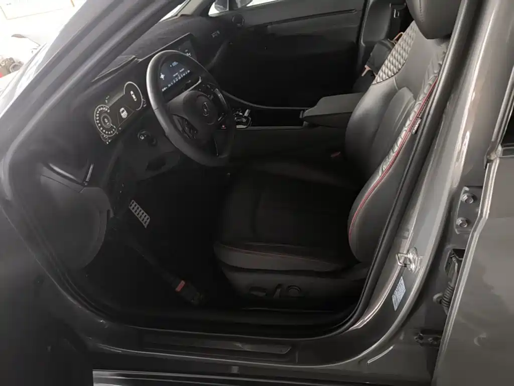 Hyundai Sonata 2020 — фото 15