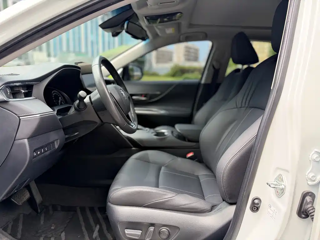 Toyota Harrier 2022 — фото 6