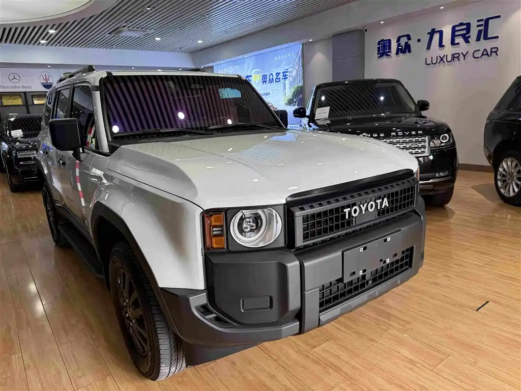 Toyota Prado 2025
