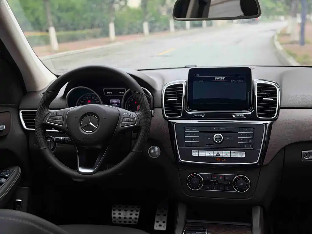 Mercedes-Benz GLE 2017