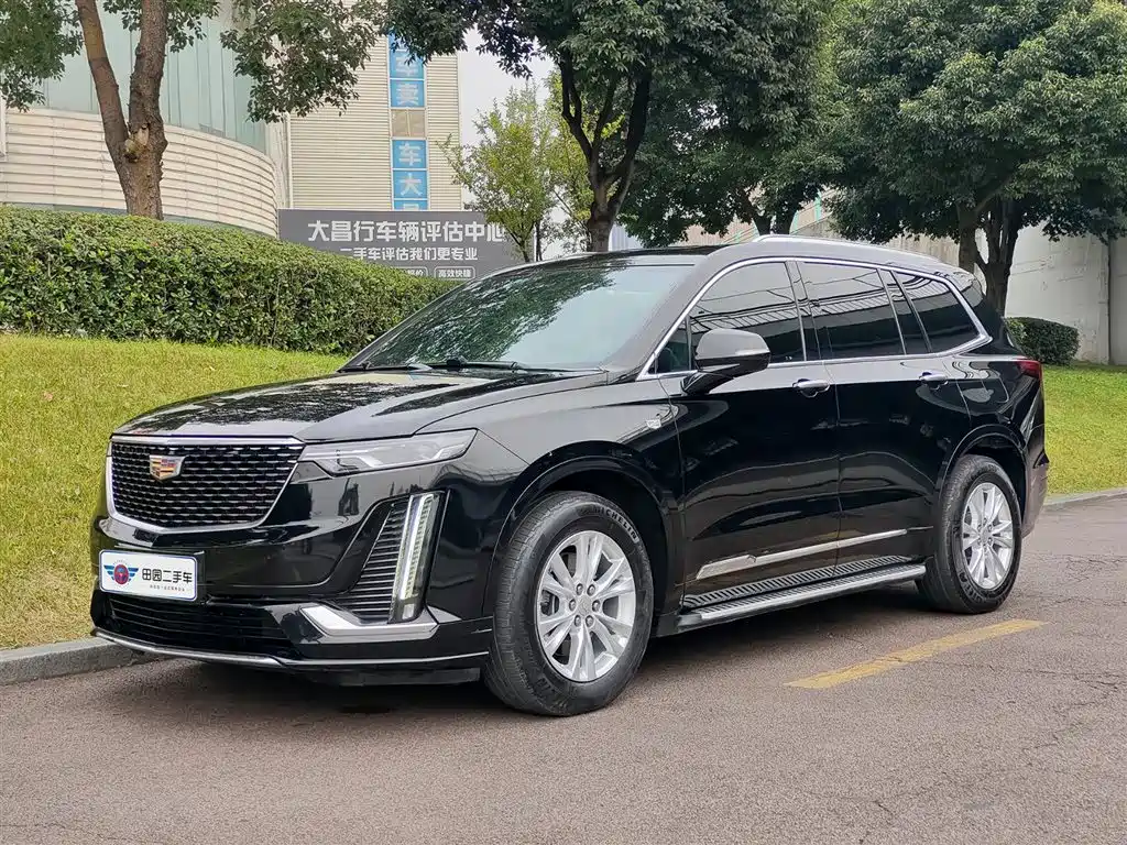 Cadillac XT6 2023 — фото 1