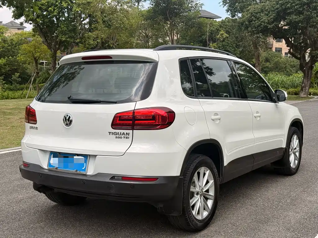 Volkswagen Tiguan 2017 — фото 9