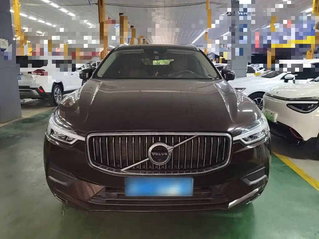 Volvo XC60 2018 — фото 3