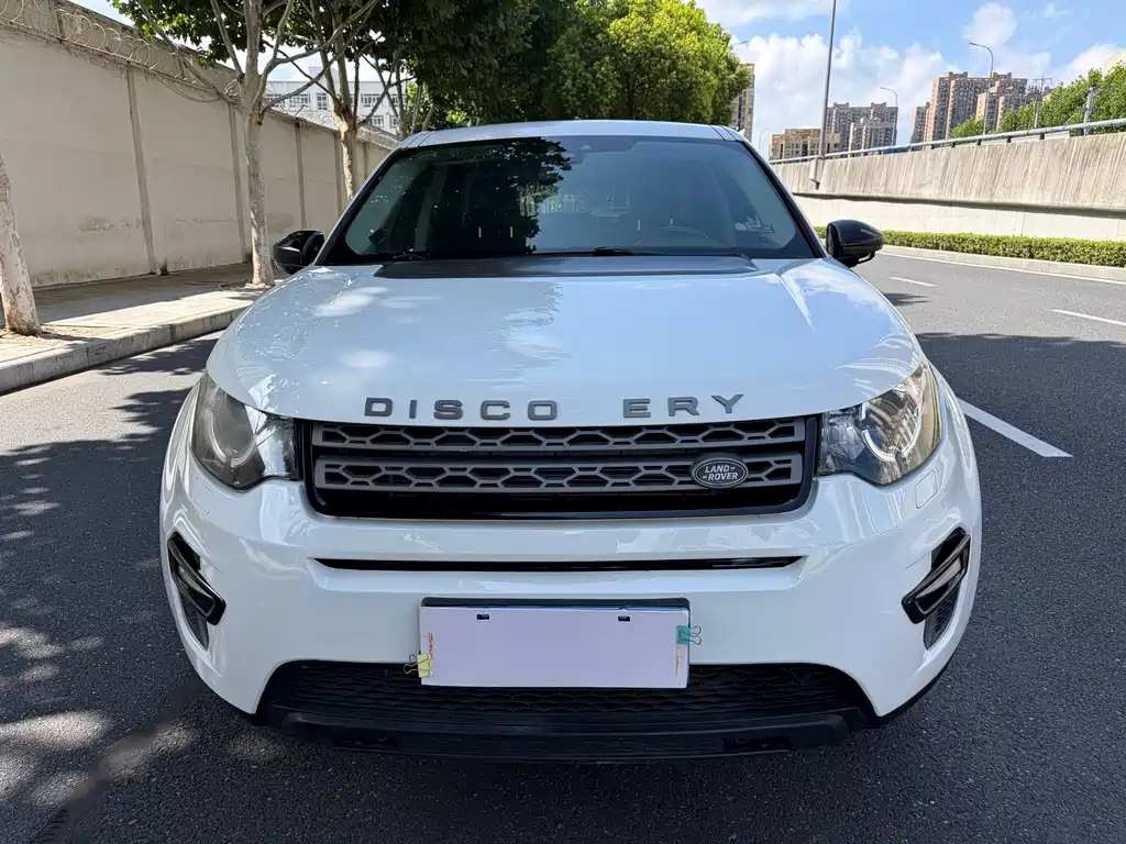 Land Rover Discovery Sport 2017 — фото 2