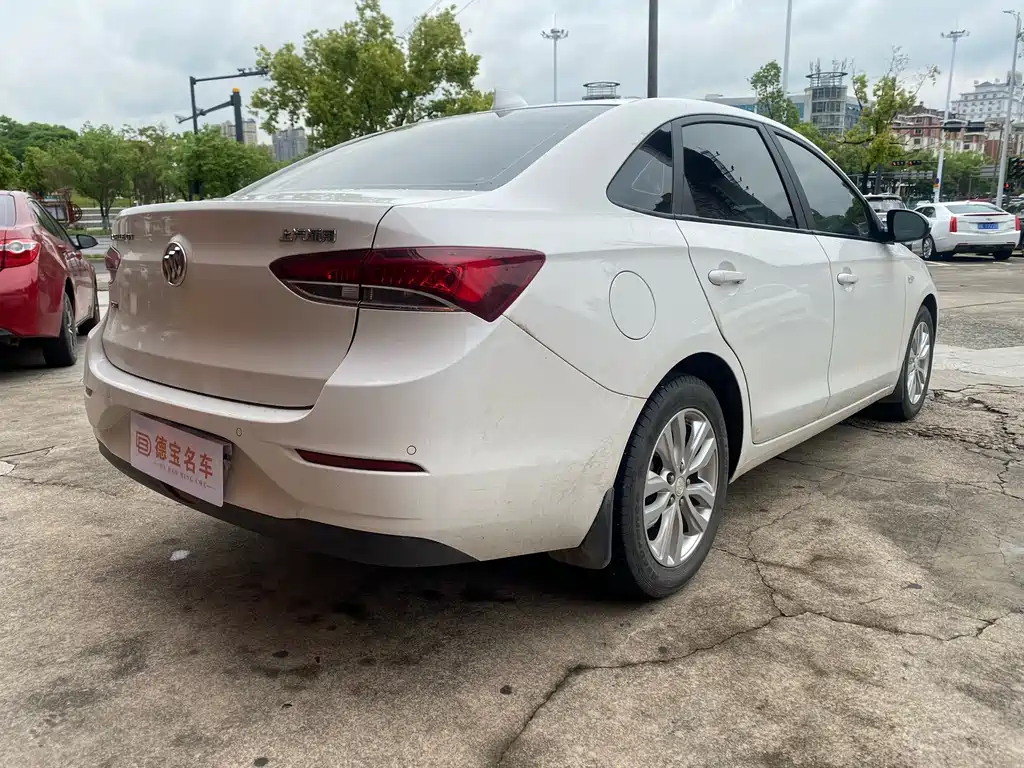Buick Excelle 2020 — фото 10