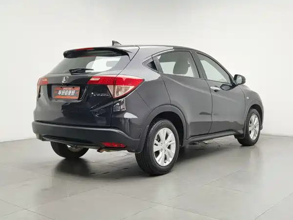 Honda Vezel 2016