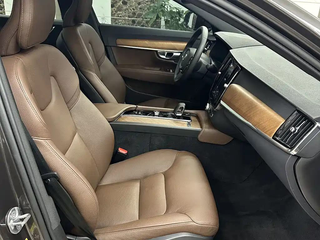Volvo S90 2023 — фото 11