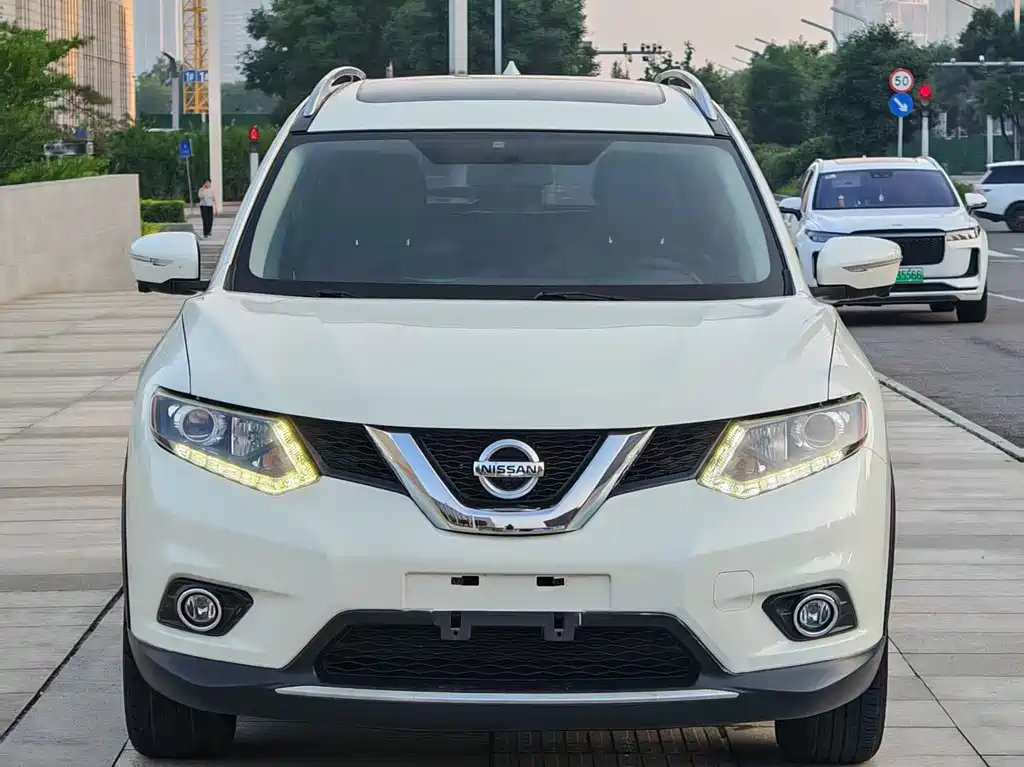 Nissan X-Trail 2015