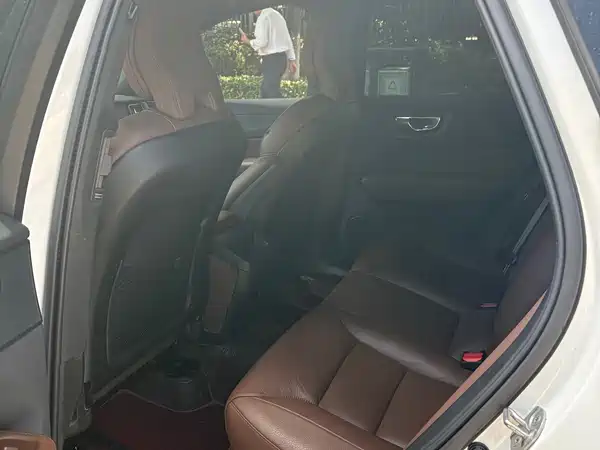 Volvo XC60 2024