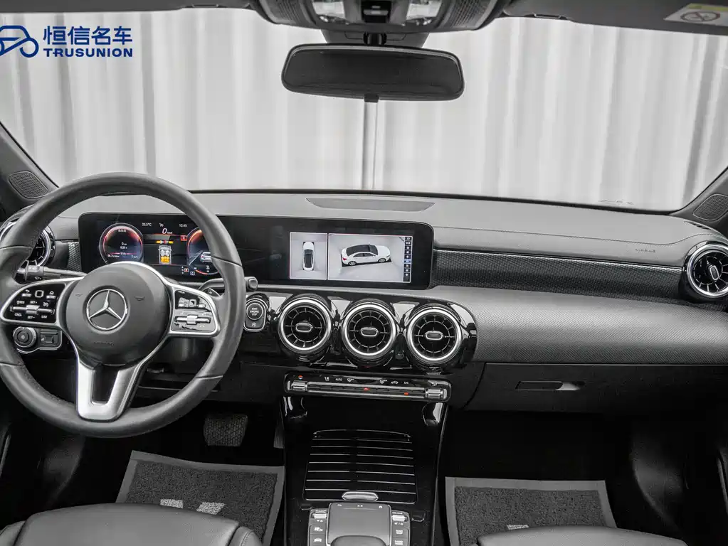 Mercedes-Benz A-Class 2021 — фото 12