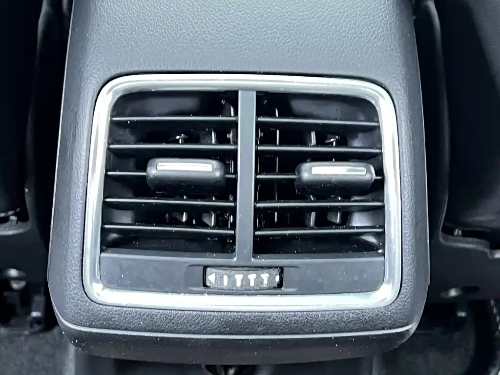 Audi Q3 2014 — фото 31
