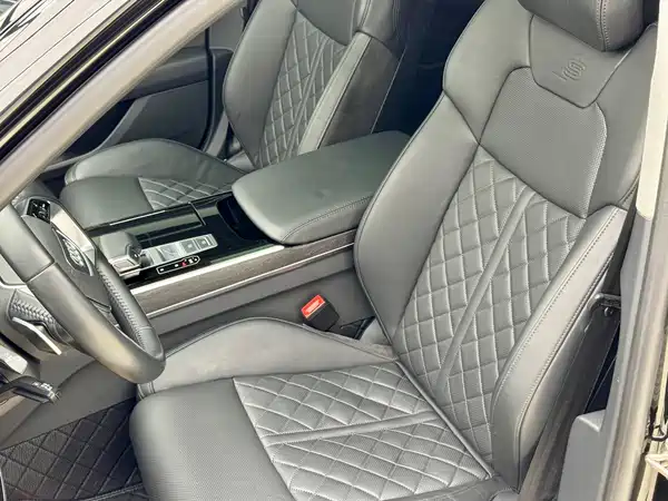Audi A8 2021