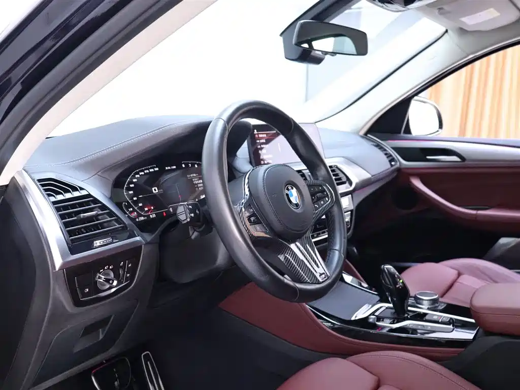 BMW X4 2021 — фото 11
