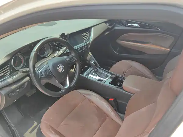Buick Regal 2018