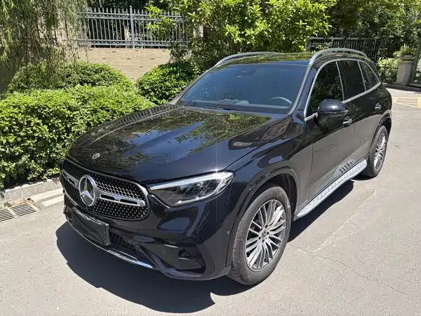 Mercedes-Benz GLC 2025