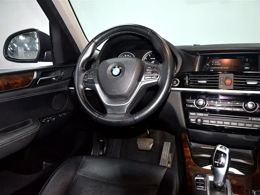 BMW X3 2016 — фото 11