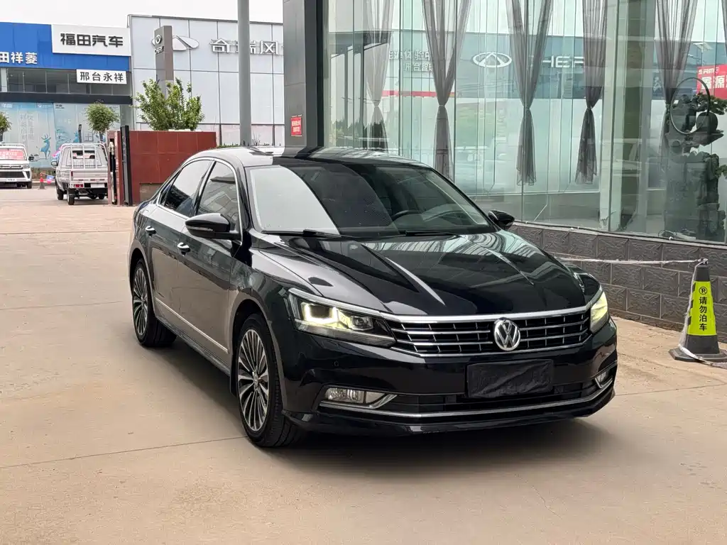 Volkswagen Passat 2017 — фото 3