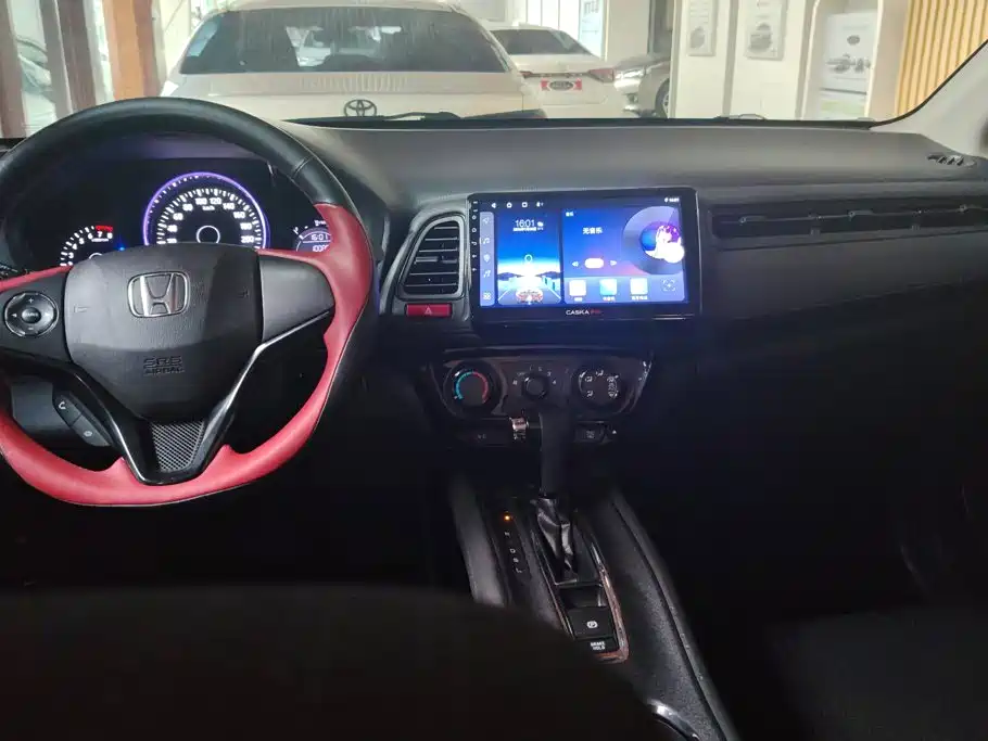 Honda Vezel 2018 — фото 12