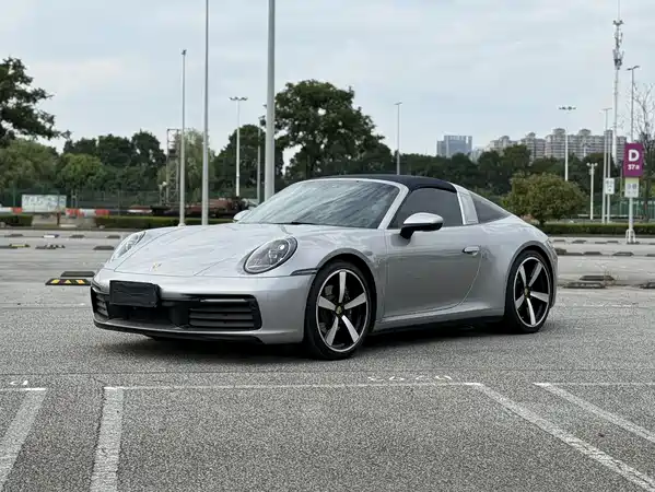 Porsche 911 2022