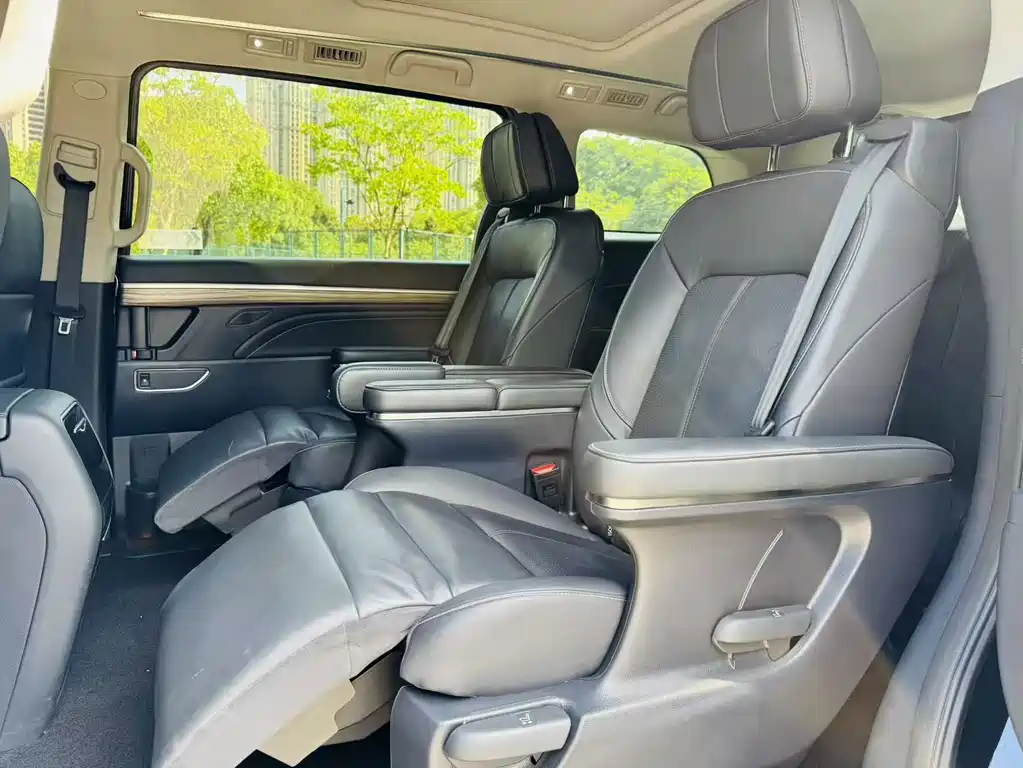 GAC Trumpchi M8 2023 — фото 11