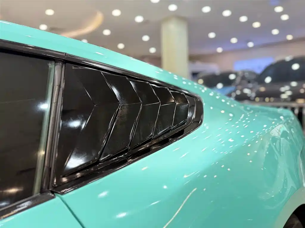 Ford Mustang 2015 — фото 19