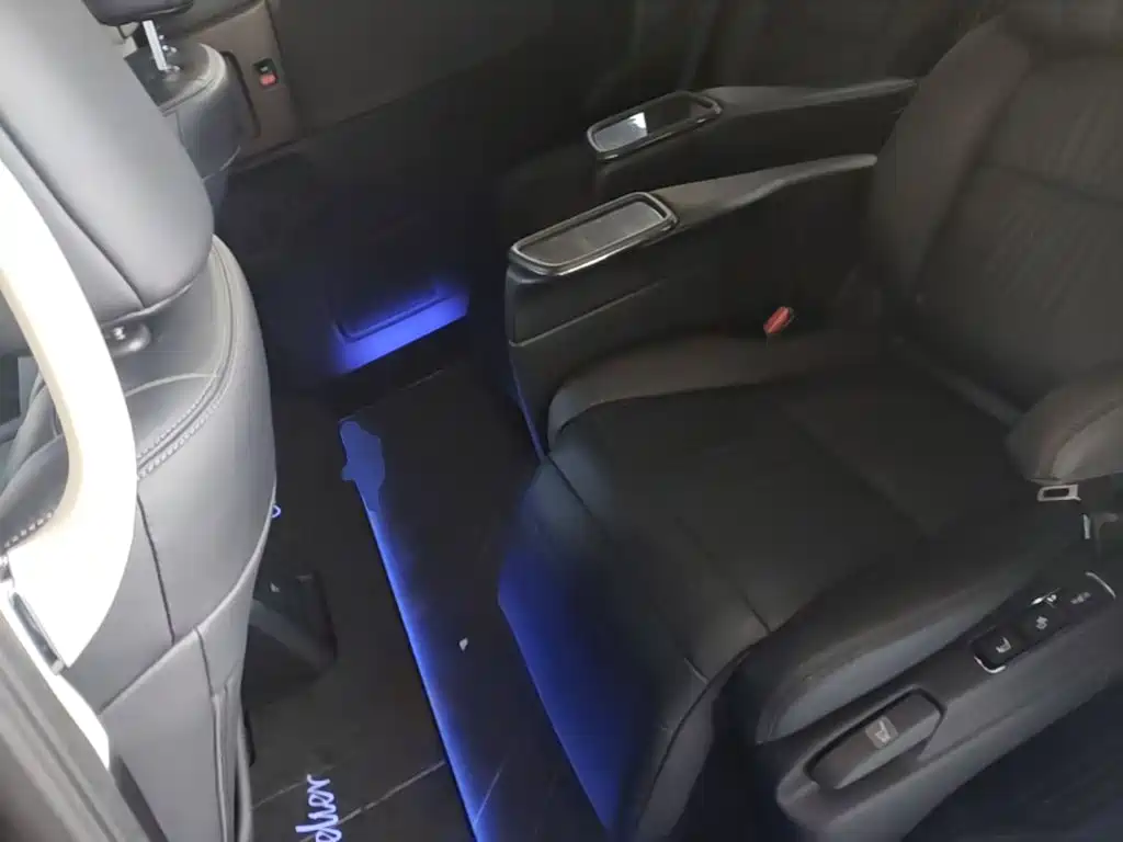 Honda Odyssey 2023 — фото 17