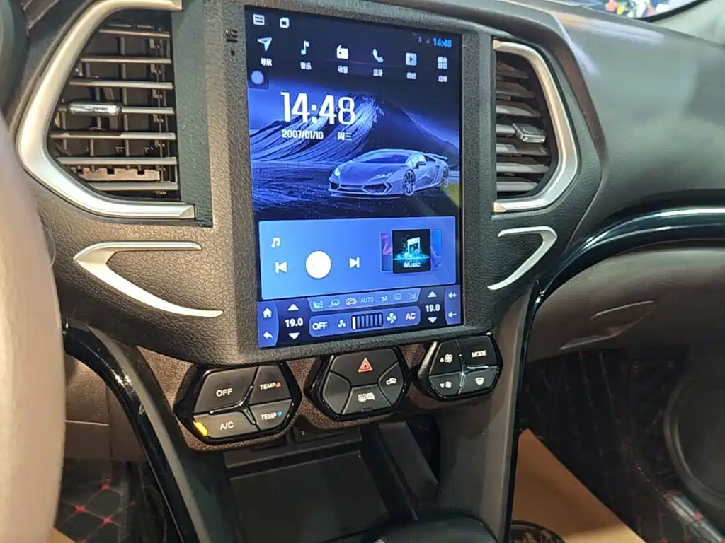 GAC Trumpchi GS4 2016 — фото 13