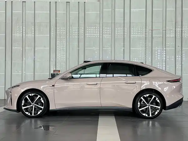NIO ET5 2023
