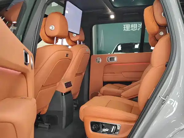 Li Auto L9 2025